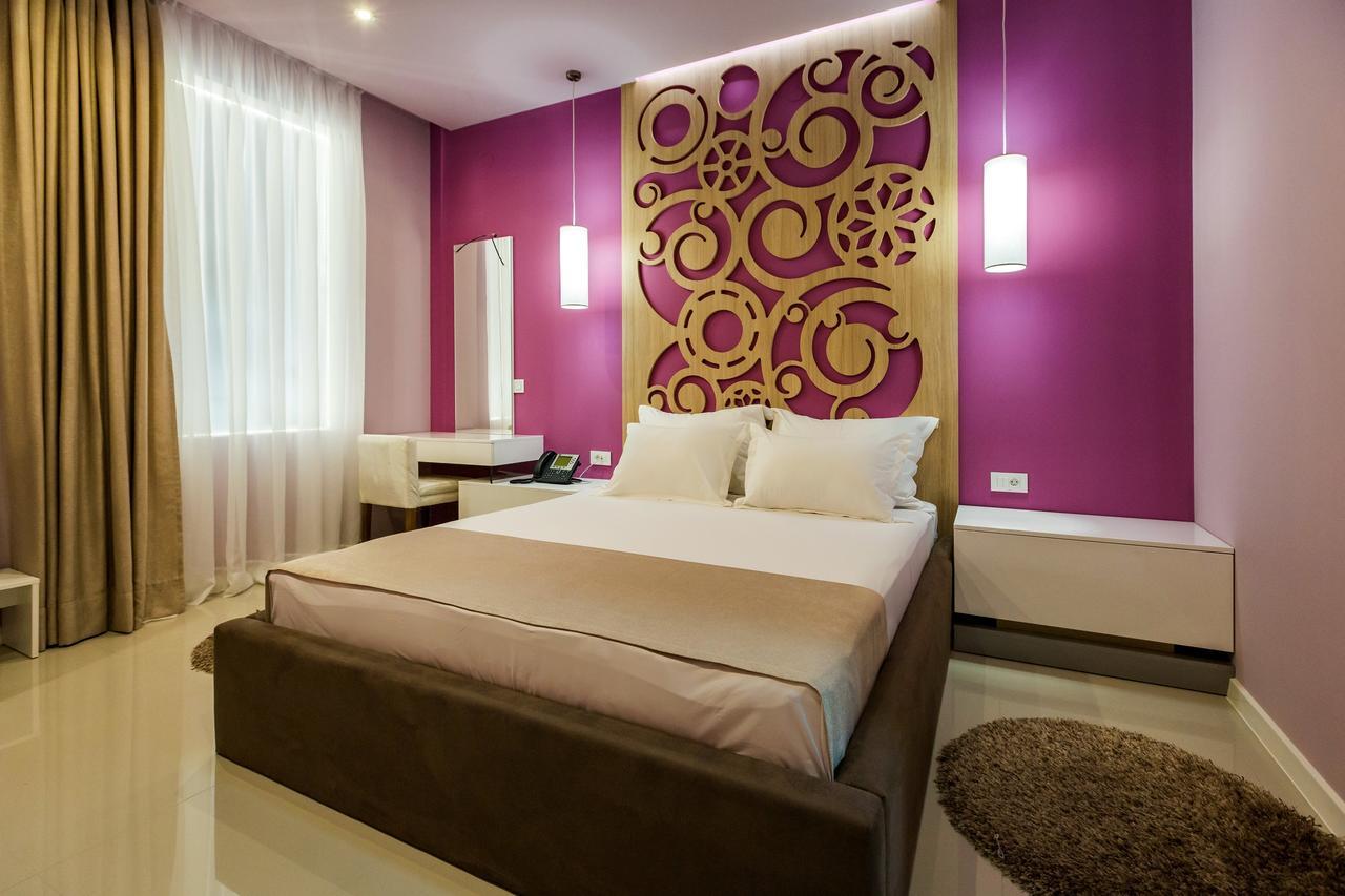 Hotel Crystal Light Ниш Экстерьер фото