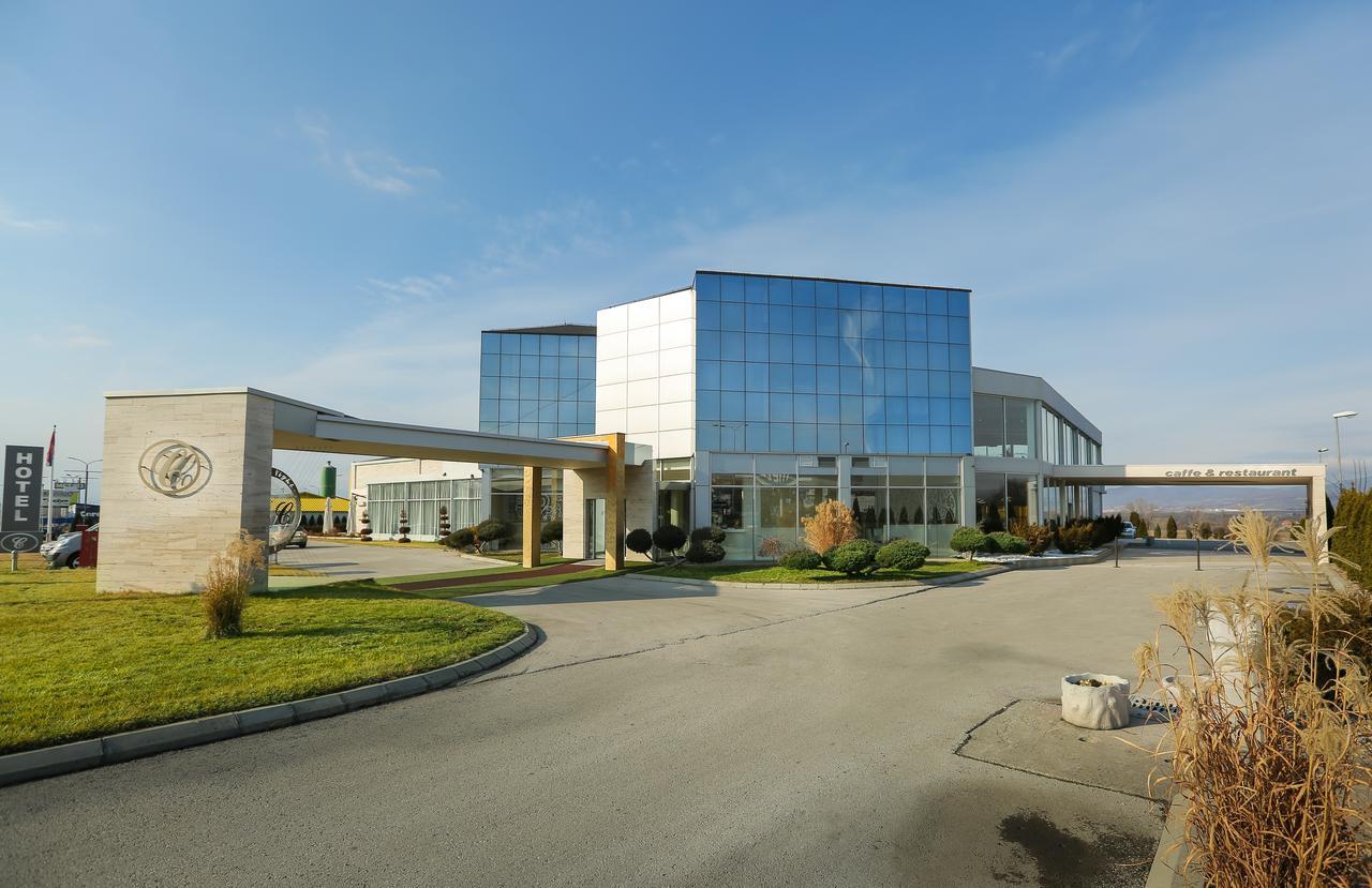 Hotel Crystal Light Ниш Экстерьер фото