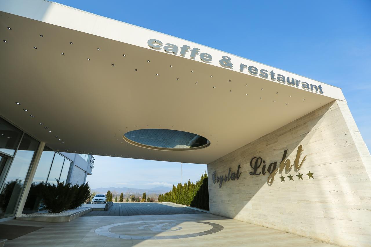 Hotel Crystal Light Ниш Экстерьер фото