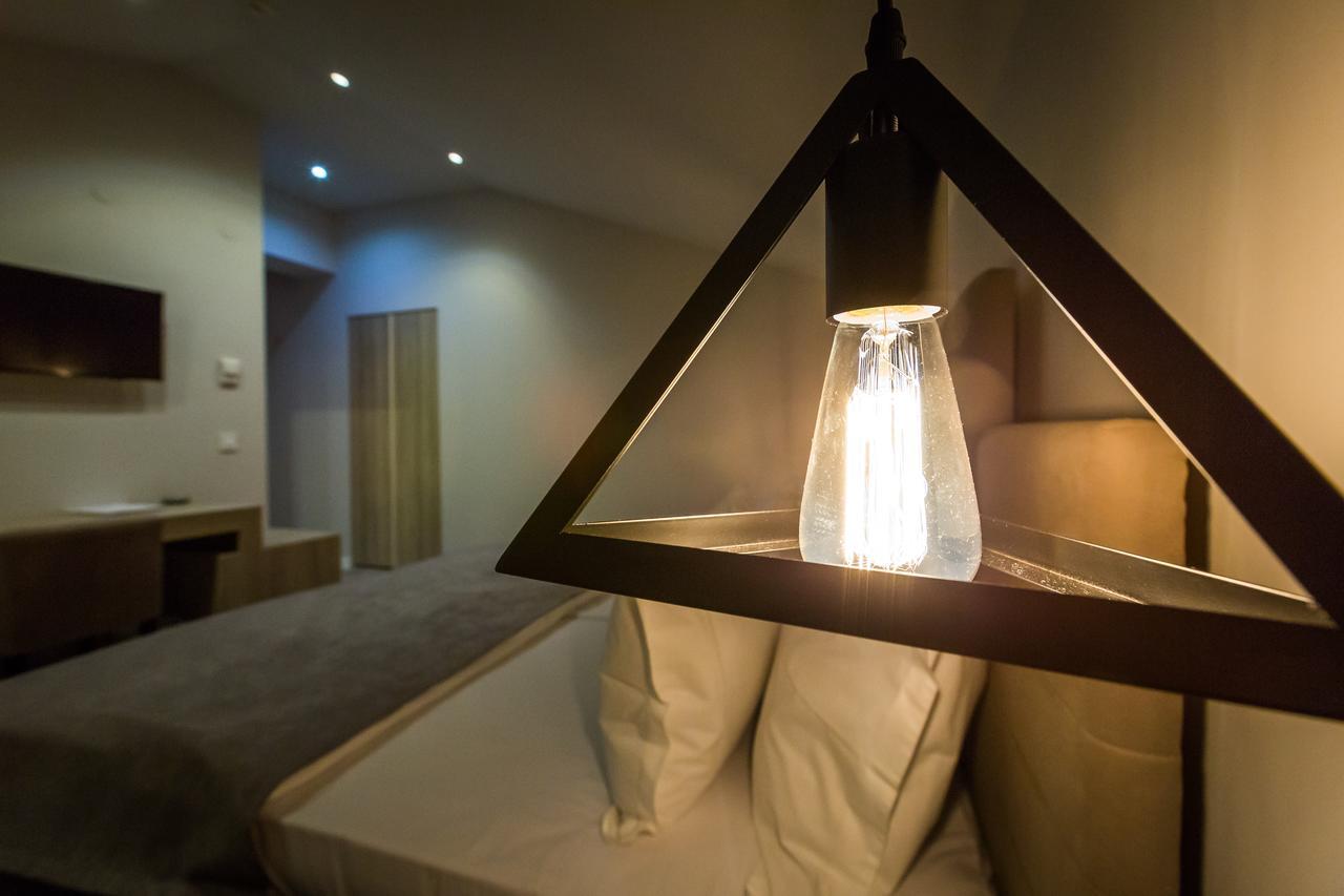 Hotel Crystal Light Ниш Экстерьер фото